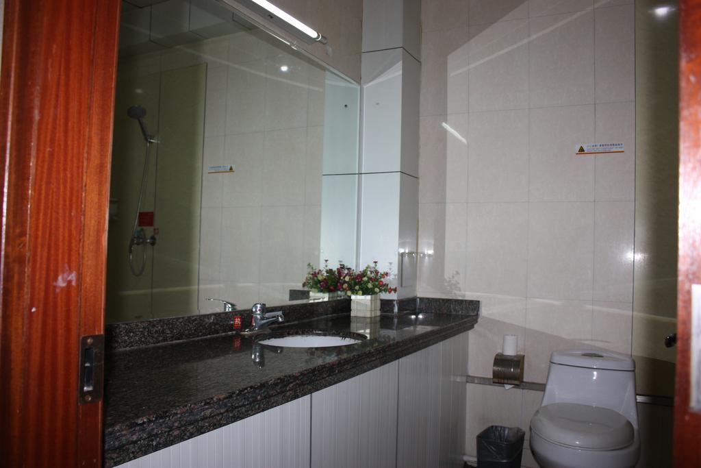 Qingdao Hongyun Jiahe Business Hotel Exterior foto